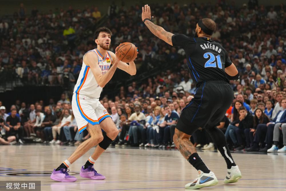 互相支持的 互相支持的