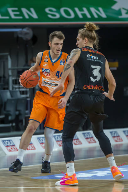 等多个行业 等多个行业