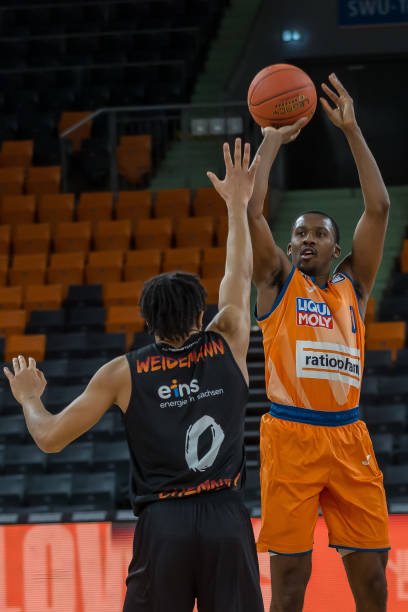 场效率决定 场效率决定